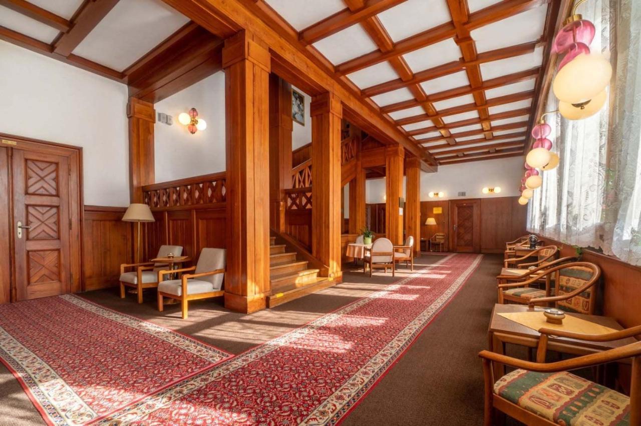 Hotel Vetrov Vysoké nad Jizerou Buitenkant foto