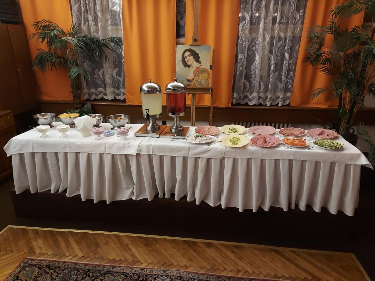 Hotel Vetrov Vysoké nad Jizerou Buitenkant foto