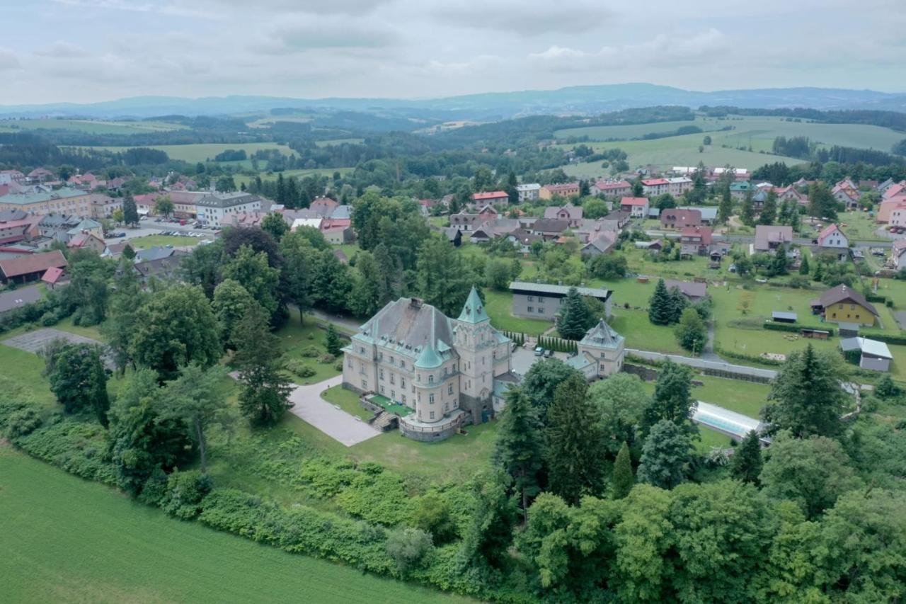 Hotel Vetrov Vysoké nad Jizerou Buitenkant foto